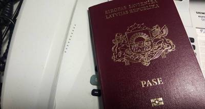 Нет знаний – нет паспорта: латышка в Лондоне забыла госязык, посольство не поможет