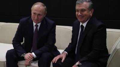 Президенты России и Узбекистана обсудили борьбу с коронавирусом