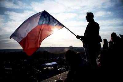 В Чехии уволили чиновника после заявления о "Спутнике V"