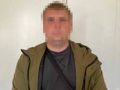 В Киеве полицейский нагло обворовал прохожего: прокуратура завела дело