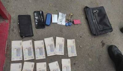 В Одессе задержаны двое рекэтиров, вымогавших ежемесячную "дань" у предпринимателя, - Нацполиция