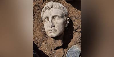 В Италии под рухнувшей стеной нашли голову императора Августа, которой около двух тысяч лет, фото - ТЕЛЕГРАФ