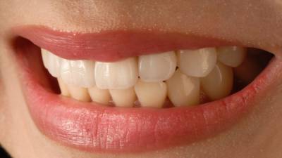 Стоматолог Артемов рассказал о правильном выборе зубной пасты