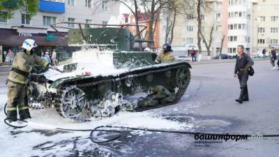 Победобесие с огоньком: в России на репетиции парада к 9 мая загорелся танк
