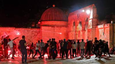 Ночные беспорядки в Иерусалиме: ранены 17 полицейских