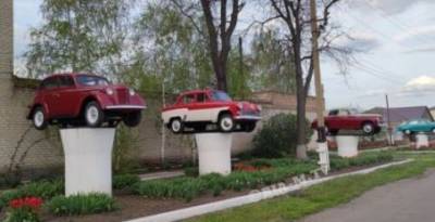 В Украине открыли музей ретро-авто под открытым небом. ФОТОрепортаж