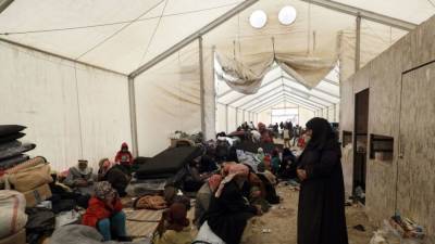 В ООН обратили внимание на вспышку COVID-19 в сирийском лагере беженцев Аль-Хол