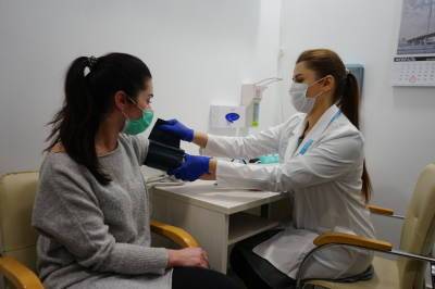 В Петербурге врачи отказали вдове инвалида войны в осмотре перед вакцинацией