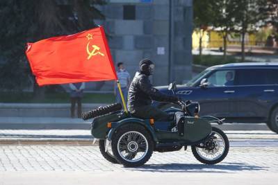 В Москве четверых задержали за попытку выйти на дорогу во время репетиции парада