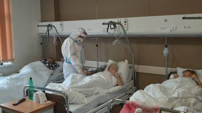 Еще 8329 человек заболели коронавирусом в России