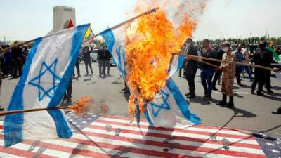 Проиранские шииты отметили День Иерусалима сожжением израильских флагов - фоторепортаж