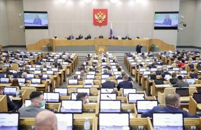 Онищенко назвал зарплаты российских чиновников невысокими
