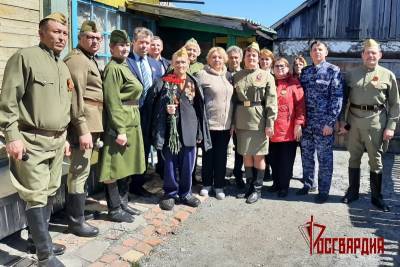 Курганская Росгвардия поздравила ветеранов с Днём Победы