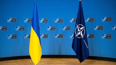 Украину не позвали на саммит НАТО по осуждению ее возможного членства