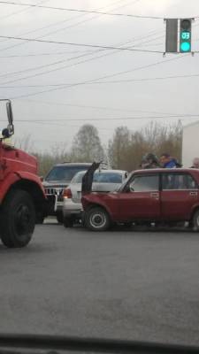 «Работают спасатели и скорая»: очевидцы сообщили о ДТП в Кемерове