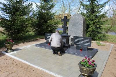 В Порховском районе открыли новый памятник «Поле Павших»