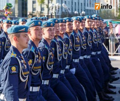 Новый начальник РВВДКУ Руслан Евкодимов возглавит десантный расчет на параде Победы в Москве