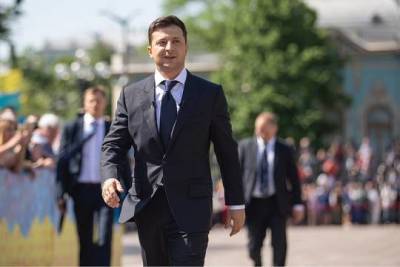 Зеленский совместно с послами Евросоюза прибыл в Донбасс