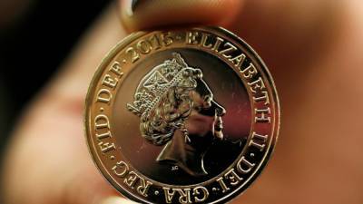 Результат выборов в английском городе определён с помощью броска монеты