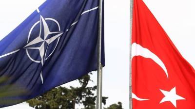 Турция не выйдет из НАТО назло США