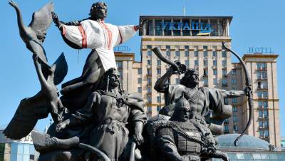 Киев заявил, что празднование Дня Победы под угрозой срыва