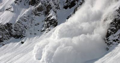 В Альпах туристов накрыла лавина, есть погибшие