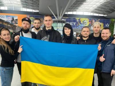 Go-A и украинская делегация отправились в Роттердам на "Евровидение 2021"