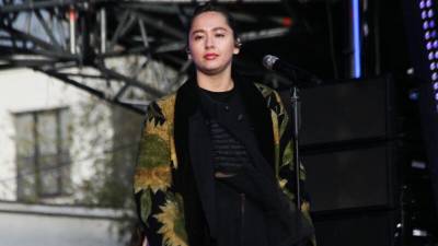 Манижа отказалась от первоначальной версии песни "Русская женщина" для Евровидения