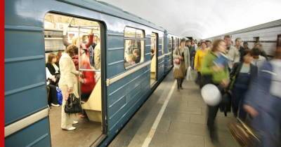 О работе метро во время парада на Красной площади рассказали москвичам