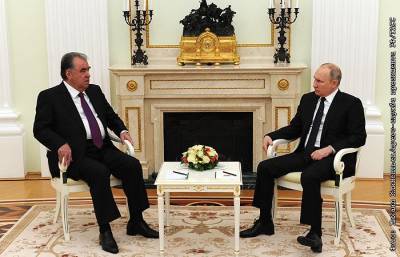 Путин объявил об укреплении российской военной базы в Таджикистане