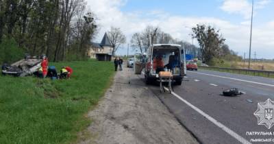Движение по трассе Киев-Чоп во Львовской области парализовано из-за серьезного ДТП (фото)