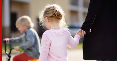 Порядок введения дополнительного выходного для женщин с детьми пояснили в Совфеде