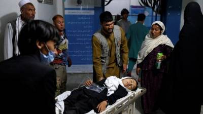 Число жертв при взрывах у школы в Кабуле достигло 55 человек