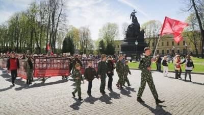 Желающим почтить память ветеранов ВОВ подсказали новый вариант "Бессмертного полка"