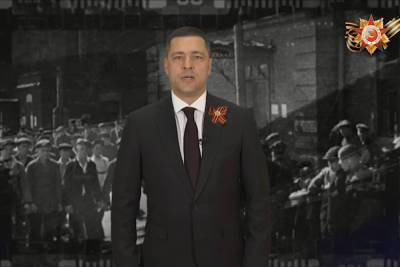 Михаил Ведерников поздравил псковичей и ветеранов с праздником Победы