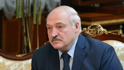 Лукашенко подписал декрет о защите конституционного строя Белоруссии