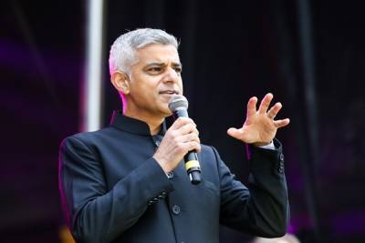 Действующий мэр Лондона побеждает на выборах градоначальника