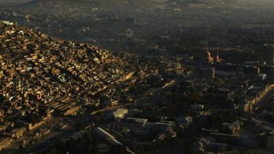 Почти 60 человек погибли после взрыва у школы для девочек в Кабуле