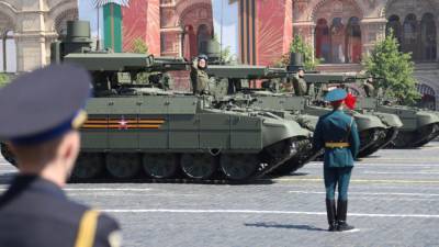На Красной площади стартовал торжественный парад Победы