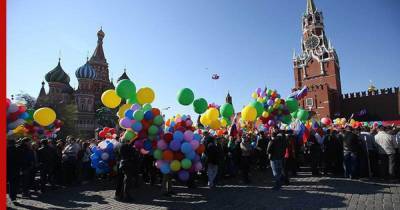 Длинные майские праздники не станут ежегодными в России
