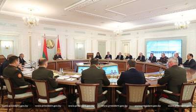 Лукашенко назначил Совбез руководить страной в случае своей гибели
