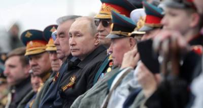 Путин: многие и сегодня пытаются поставить на вооружение идеи нацизма