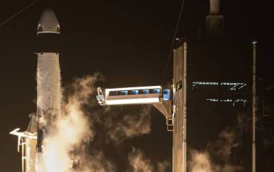 Ракета Falcon 9 с 60 спутниками Starlink стартовала во Флориде