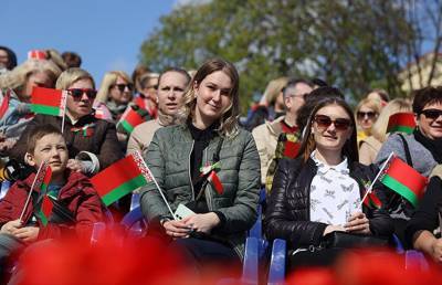Лукашенко: белорусам нужно еще больше сплотиться для сохранения Беларуси и ее независимости