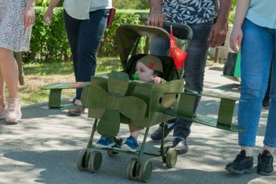 Парад детских колясок устроили на Ставрополье