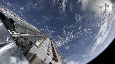SpaceX запустила партию спутников Starlink с космодрома во Флориде