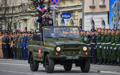 В Твери впервые парад в День Победы прошел на площади Михаила Тверского