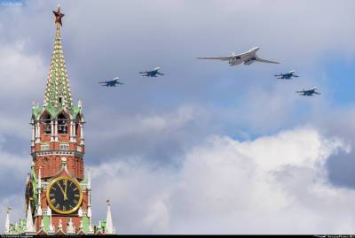 Новинки военной техники на парадах в городах России