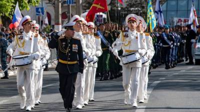 Красота и мощь современного оружия: фото парада Победы в Симферополе
