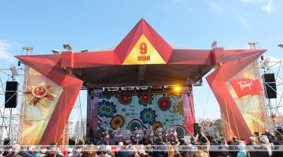 В Минске сегодня работают 12 праздничных точек с угощениями и развлечениями